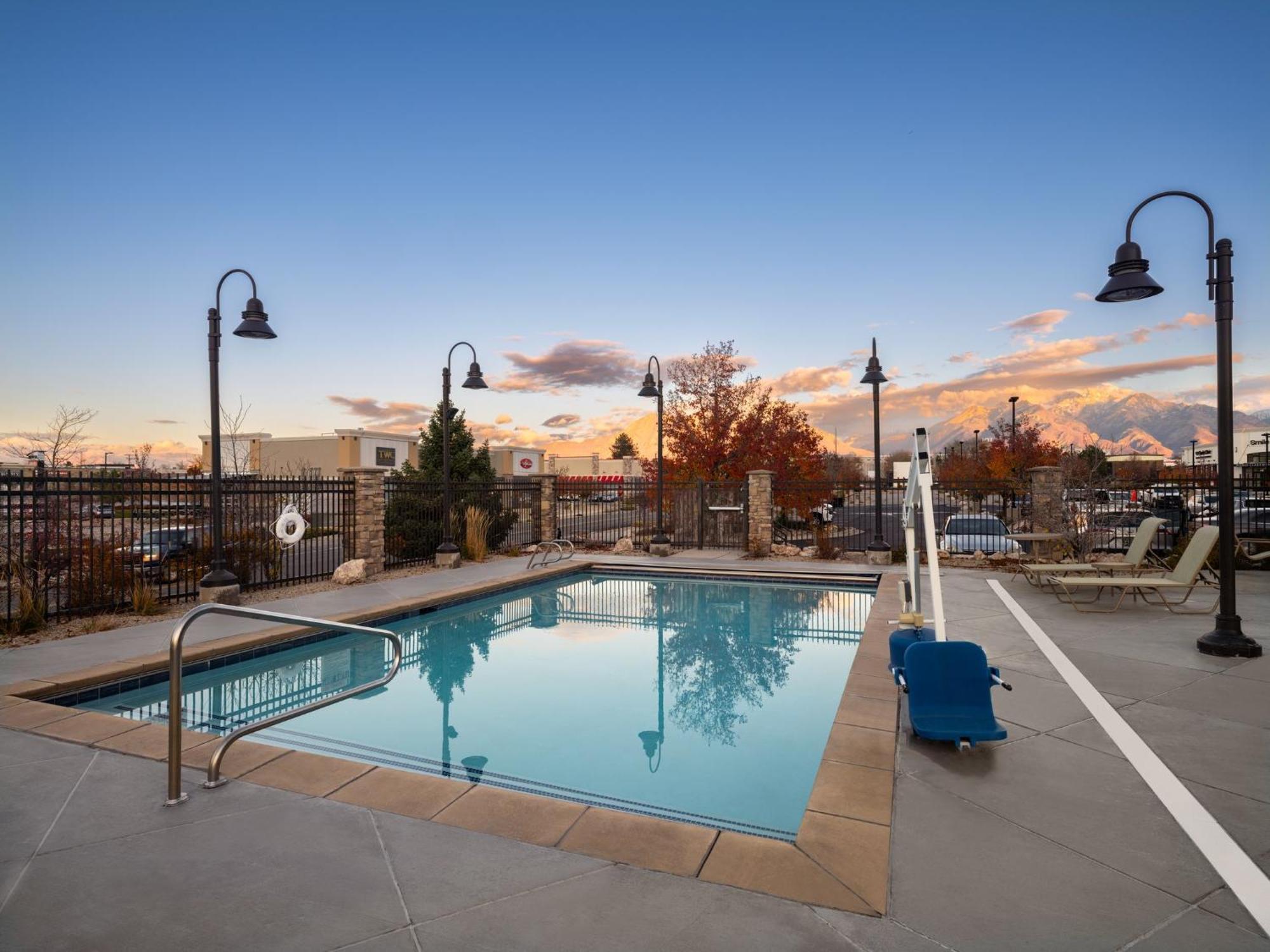 Staybridge Suites Midvale By Ihg Exteriér fotografie